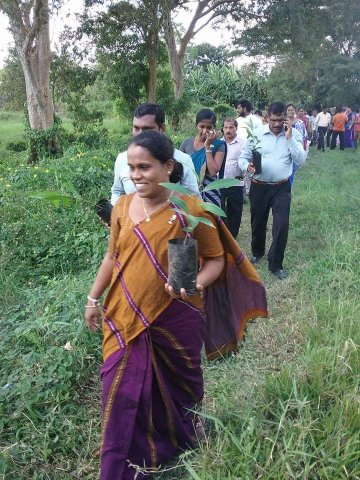 “හැදෙන රටට වැඩෙන ගසක් “රුක් රෝපණ වැඩසටහන